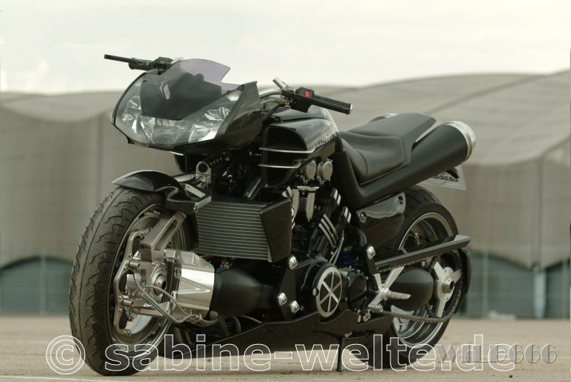 YamahaVMax_07.JPG